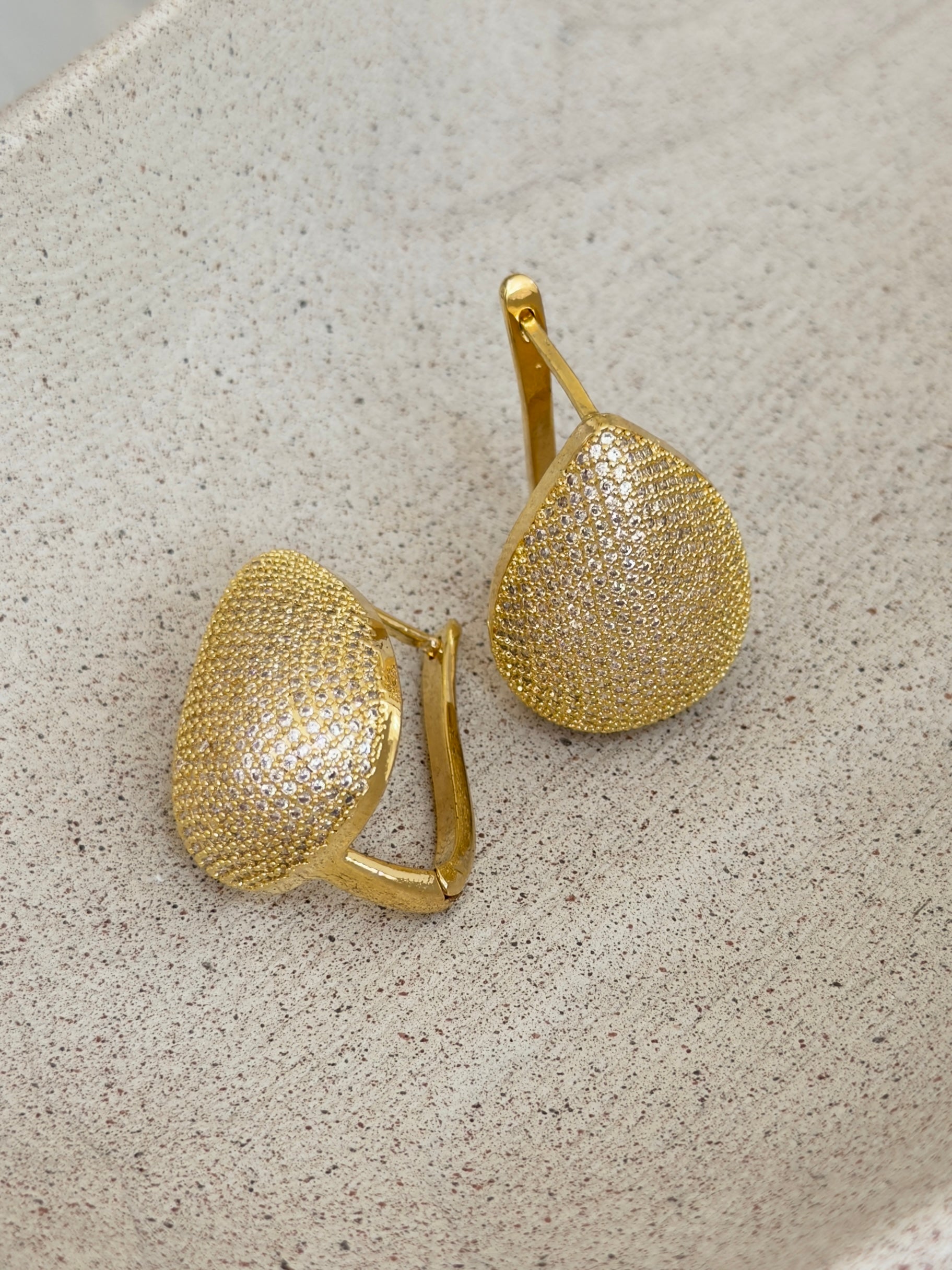 Kendra Hoops