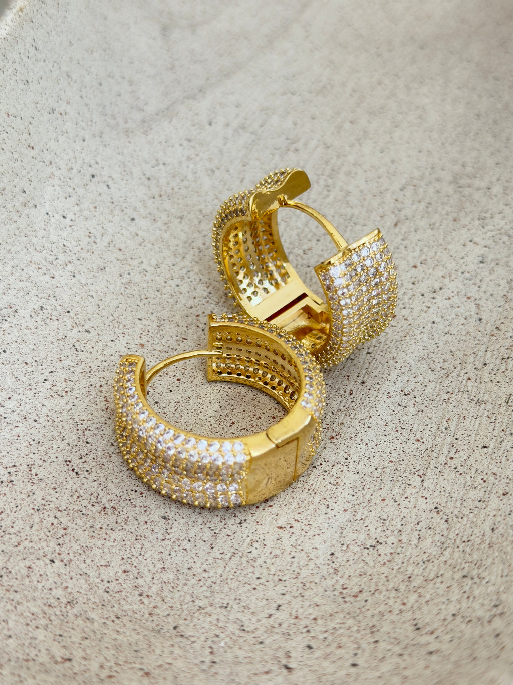 Kiara Hoops