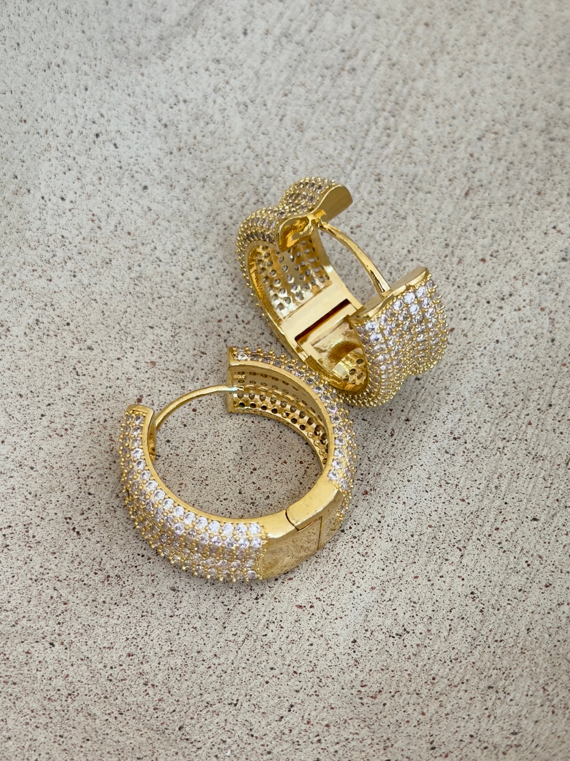 Kiara Hoops