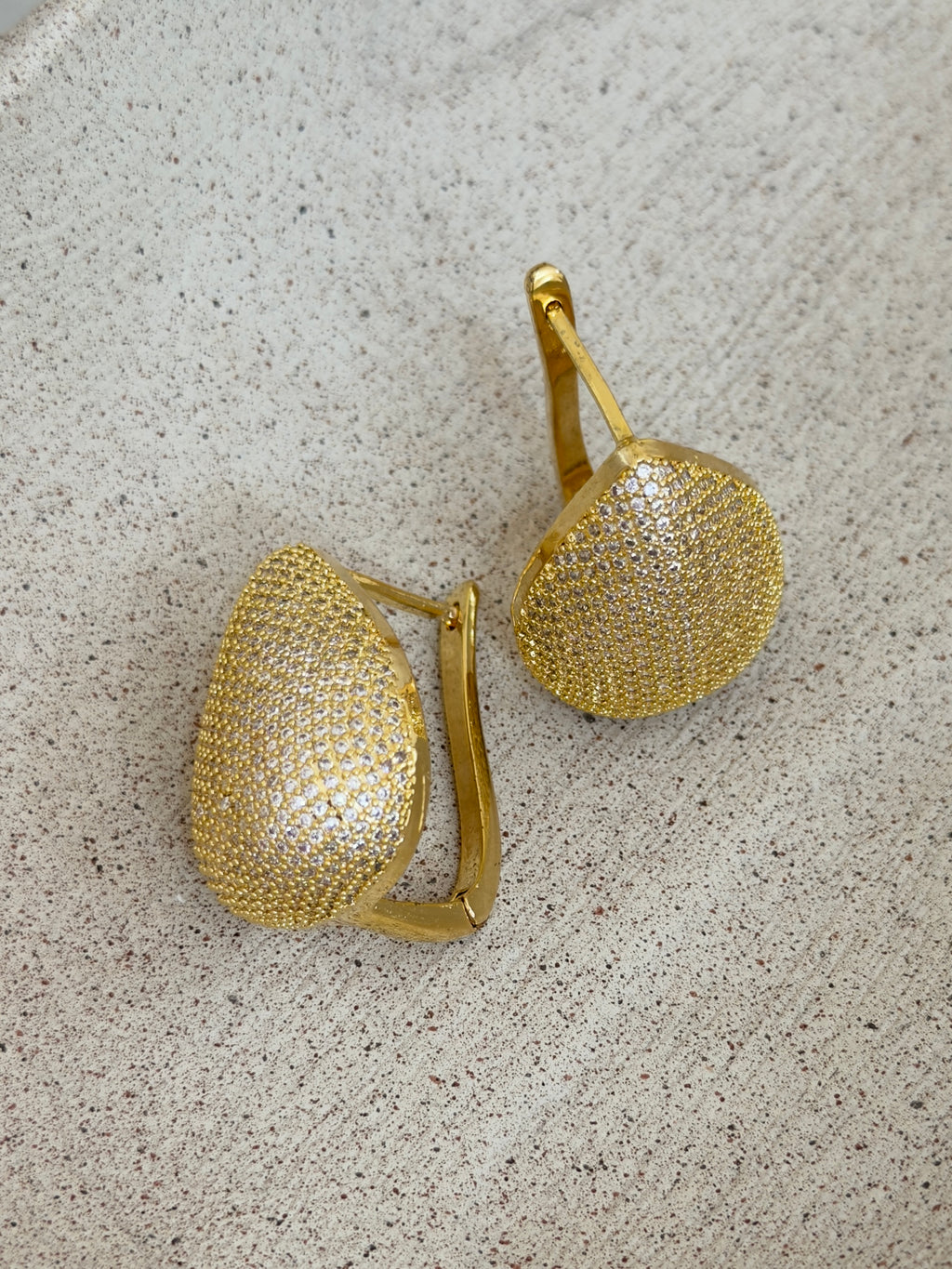 Kendra Hoops
