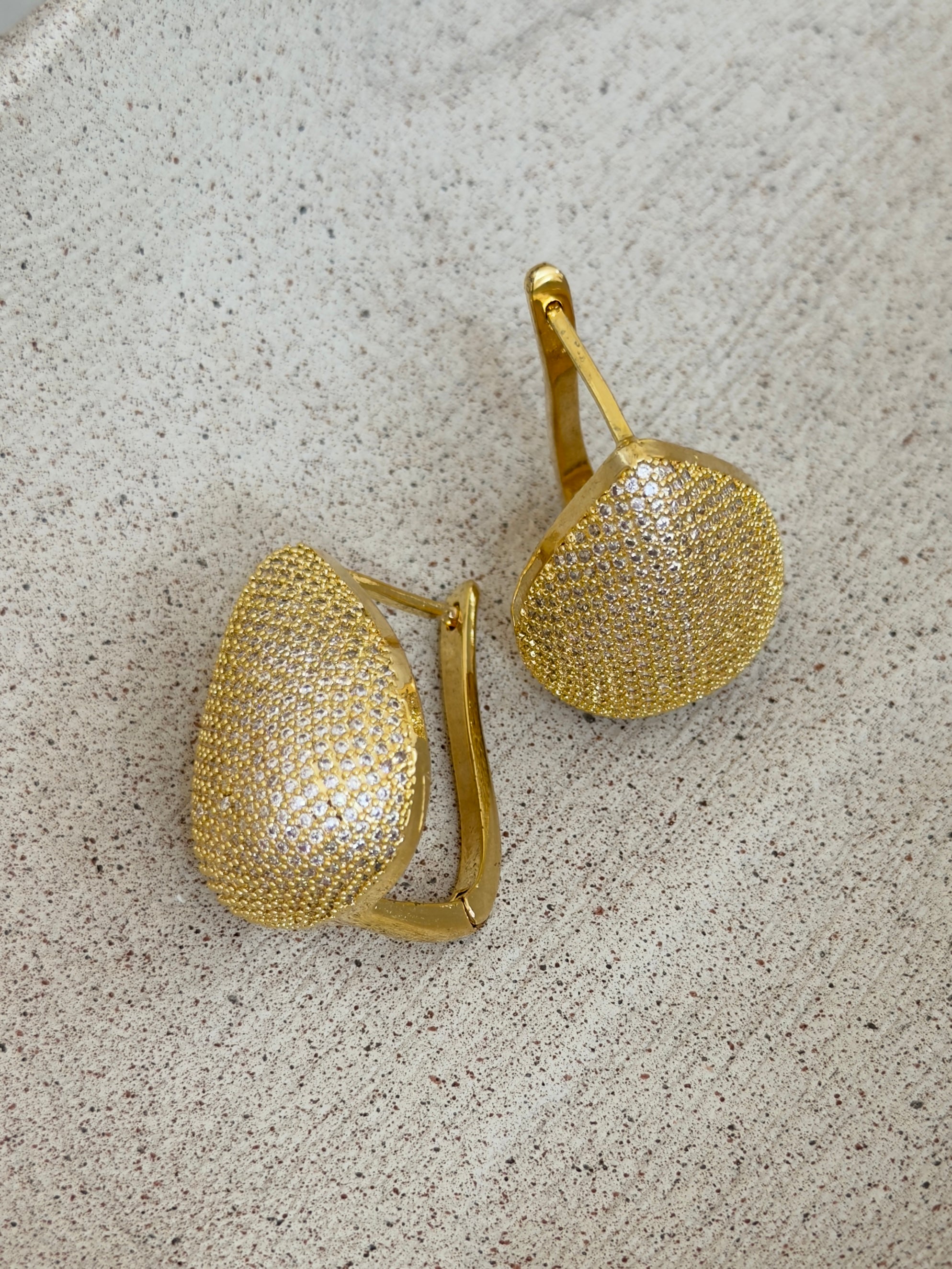 Kendra Hoops
