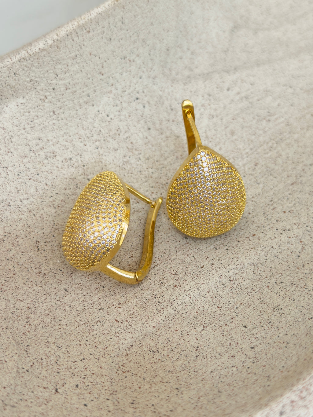 Kendra Hoops