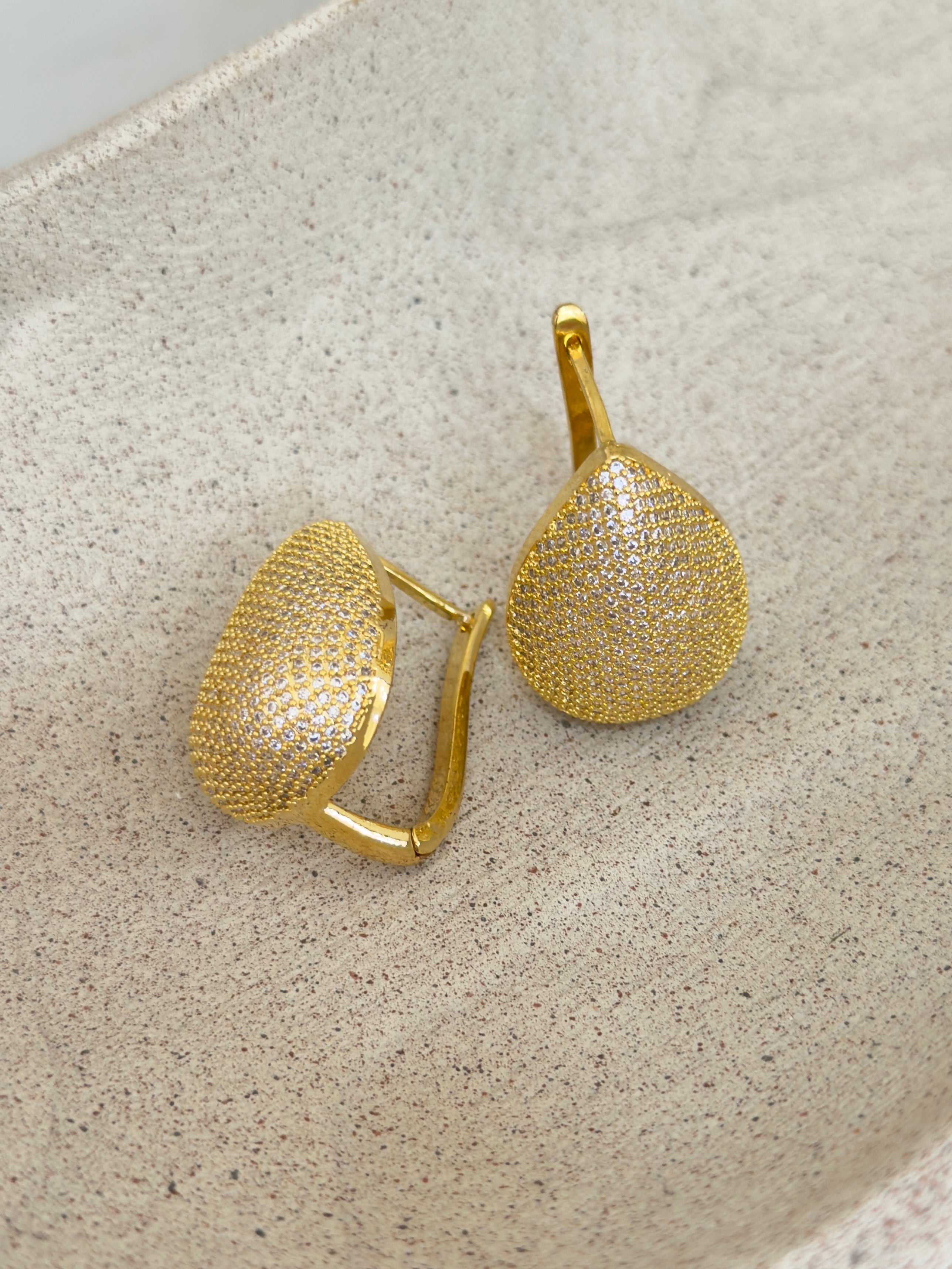 Kendra Hoops